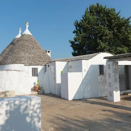 Trulli Don Peppe Sole Cisternino